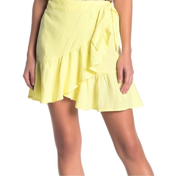 Free People Dresses & Skirts - Free People Ruffle Tie Skirt Size 6 🍋🍋🍋